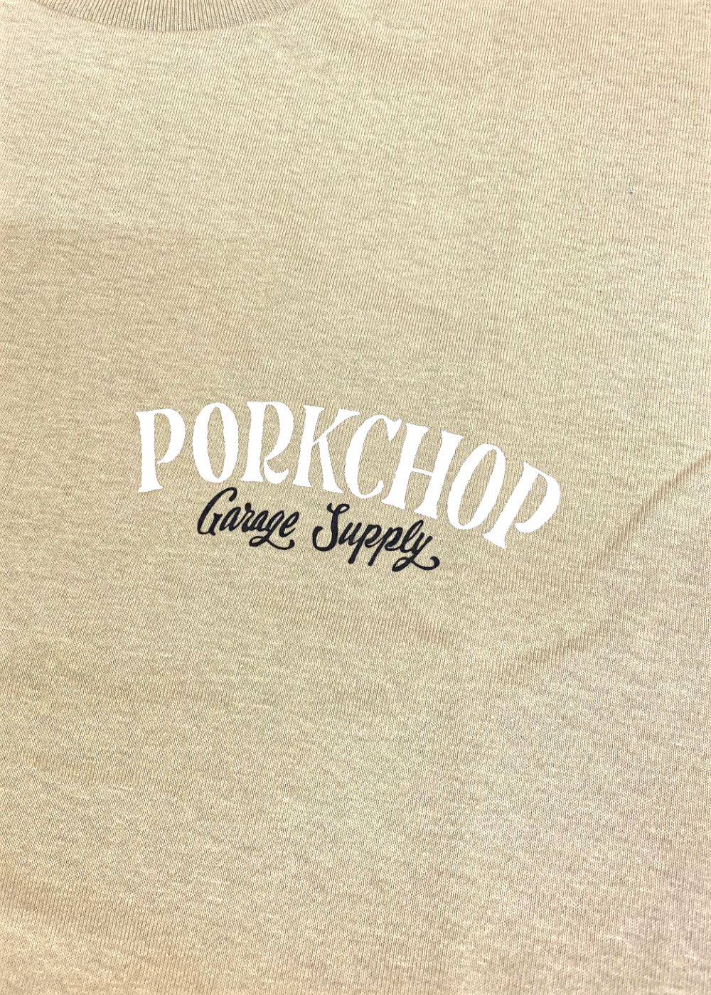 PORK BACK TEE (SAND) / ポークバック ロゴ Tシャツ