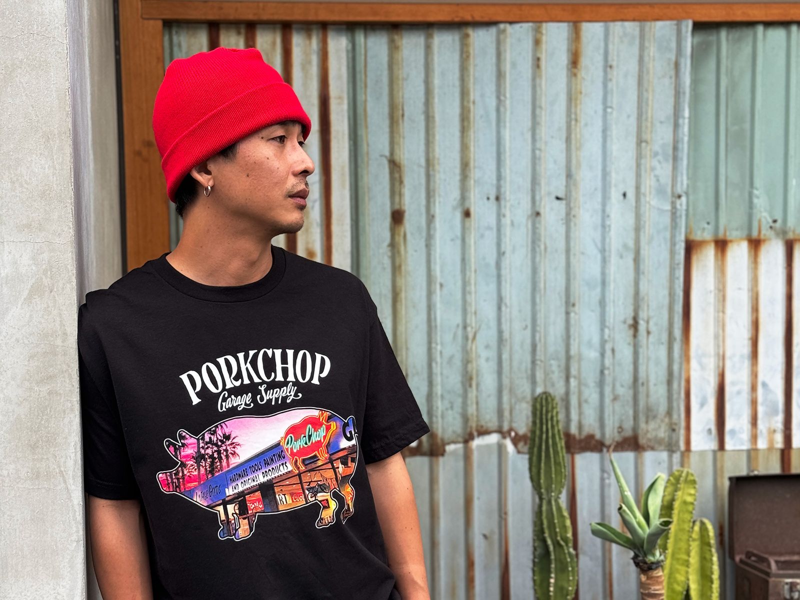 PORK STORE TEE (BLACK) / ポーク ストア Tシャツ