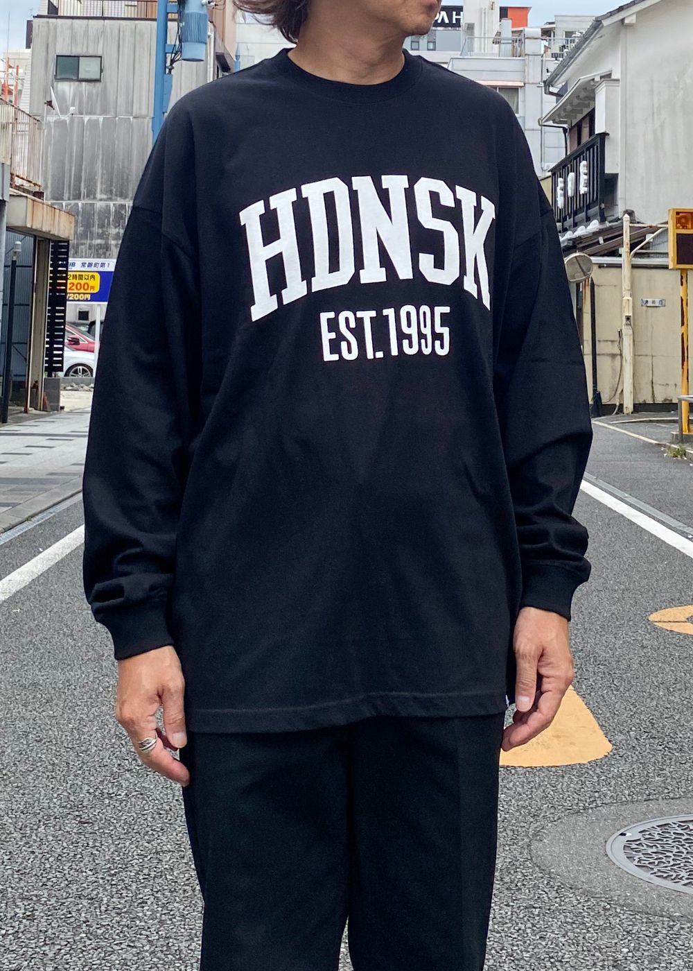 College L/S Tee (BLACK×WHITE) / カレッジ プリント ルーズフィット ロングスリーブ Tシャツ