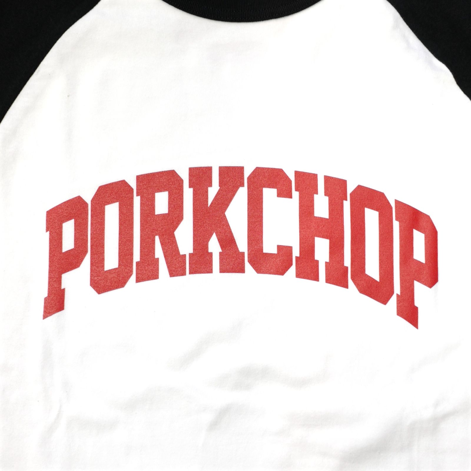 PORKCHOP - COLLEGE RAGLAN L/S TEE (WHITE×BLACK