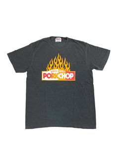 FIRE BLOCK POCKET TEE (ASH BLACK) / ロゴ プリント ポケットTシャツ