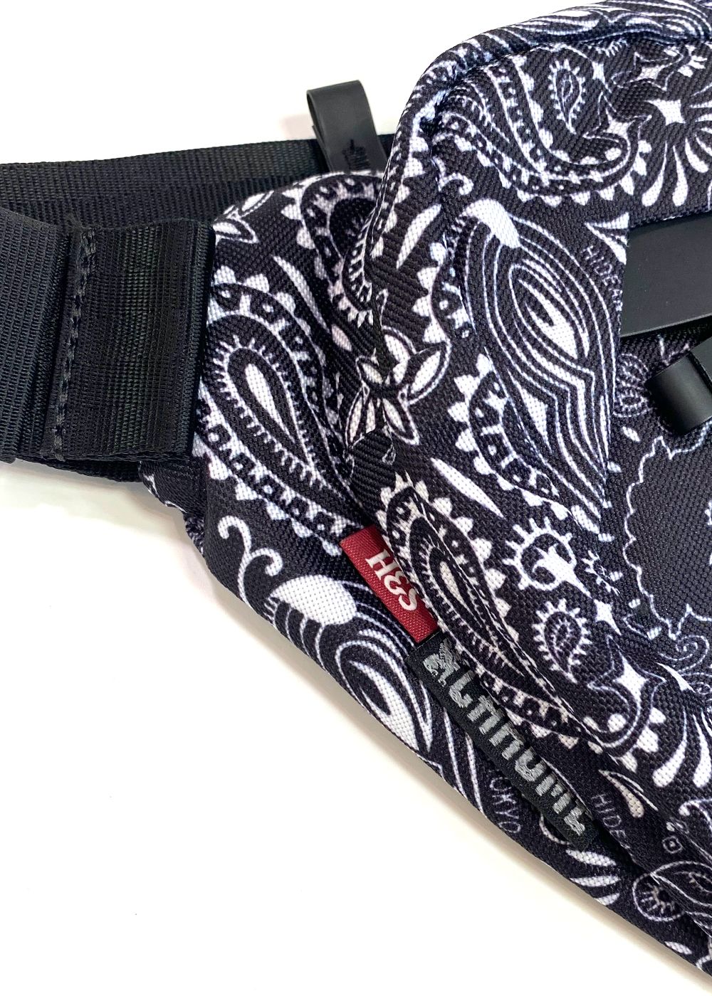 × CHROME / SABIN 6L SLING HIDE&SEEK edition / クローム コラボ スリング バッグ