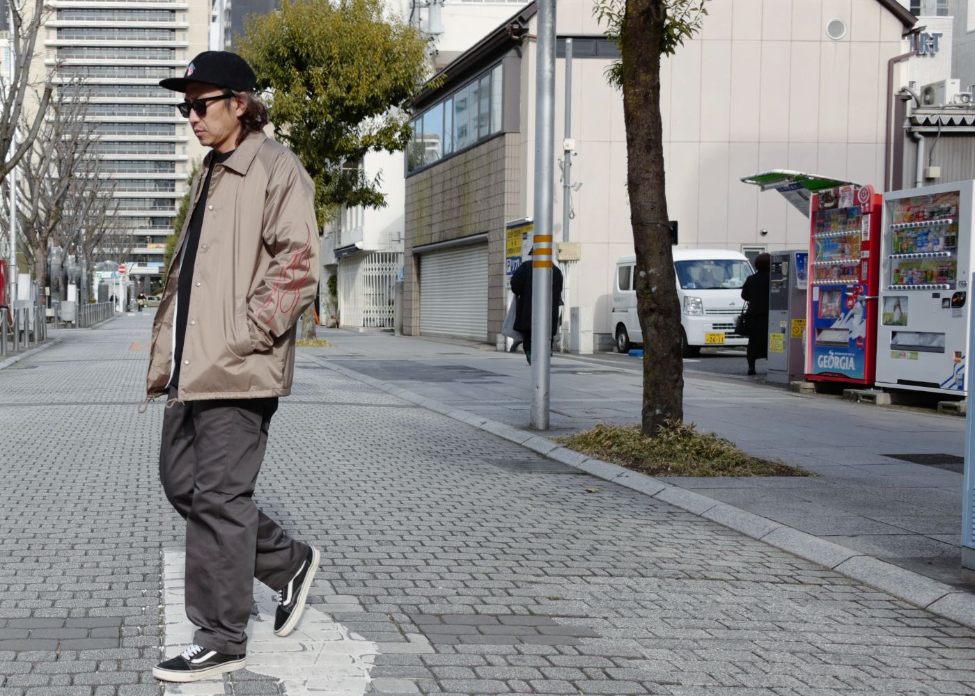 COACH JACKET STYLE / CAPTAINS HELM & PORKCHOP | LOOPHOLE COACH JACKET STYLE / CAPTAINS HELM & PORKCHOP | LOOPHOLE