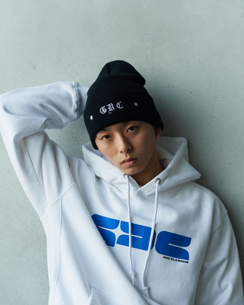 Old English Knit Cap (BLACK) / オールドイングリッシュ ロゴ ニットキャップ。