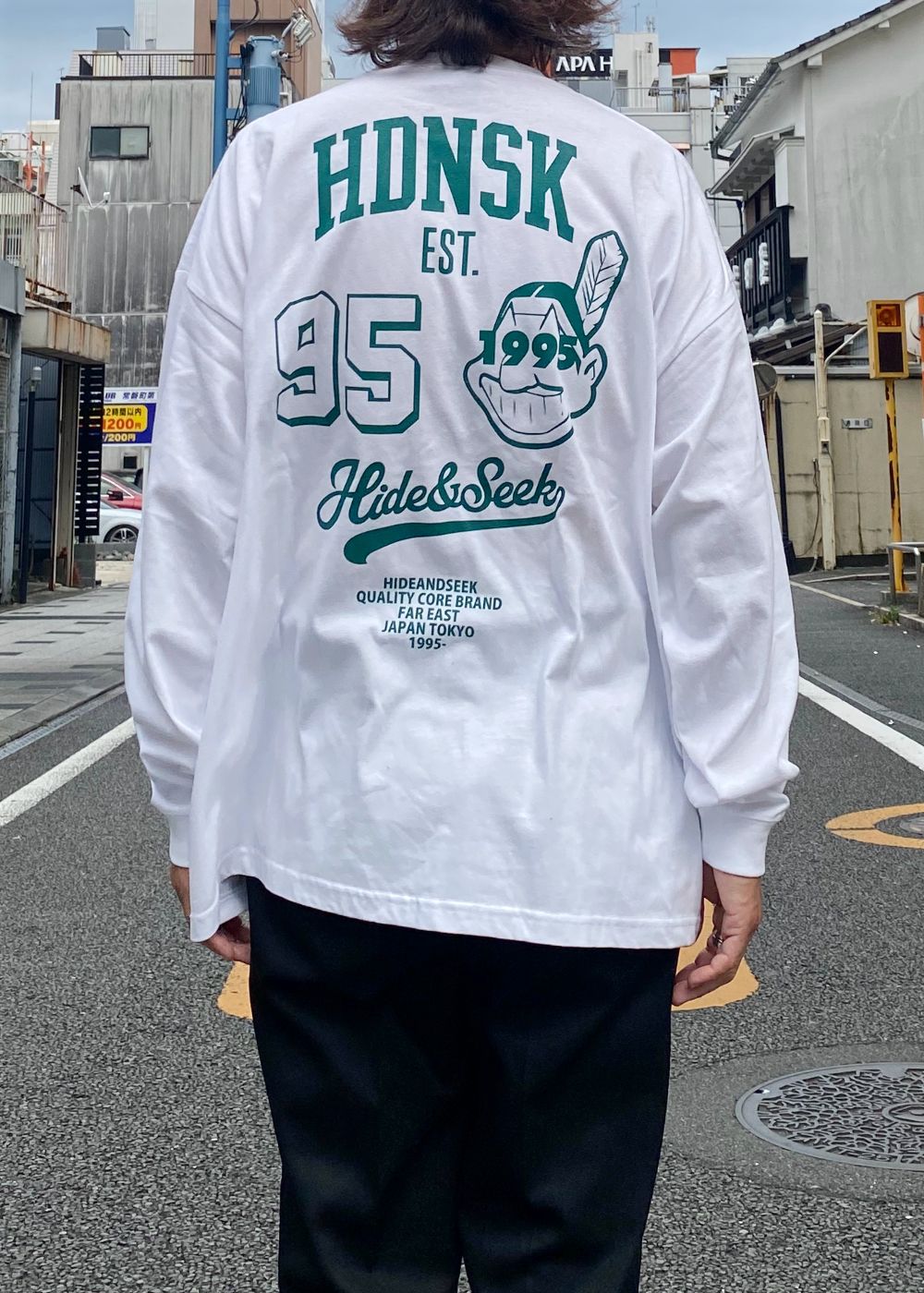 College L/S Tee (WHITE×GREEN) / カレッジ プリント ルーズフィット ロングスリーブ Tシャツ