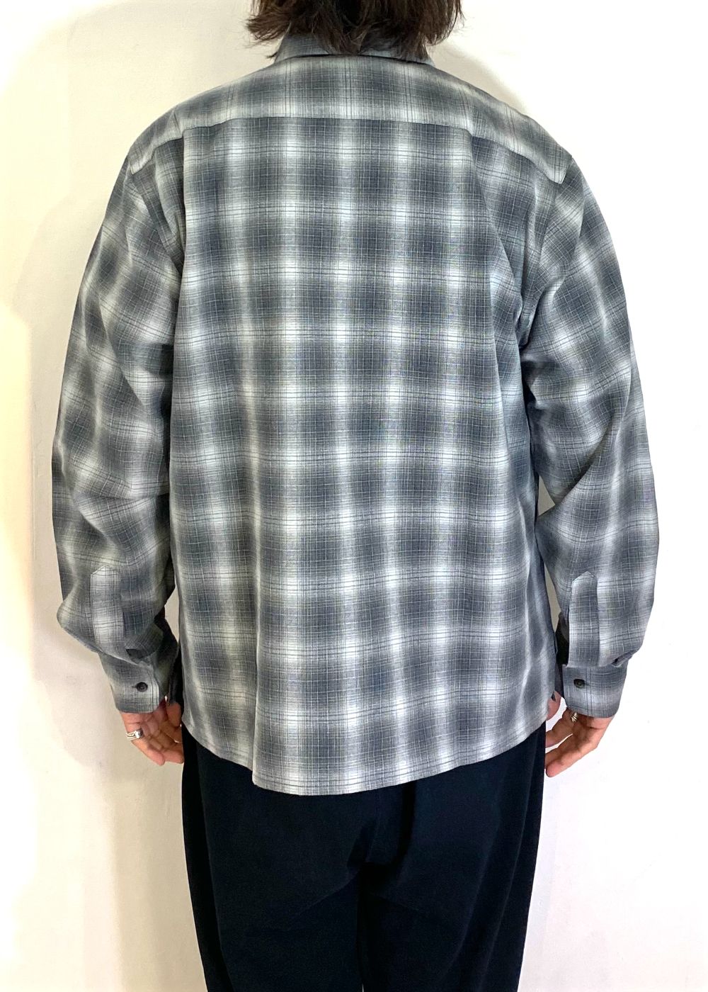 HIDE AND SEEK - OMBRE CHECK L/S SHIRT (BLACK) / オンブレ