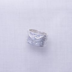 KARAKUSA Ring L with Mini Eagle (SILVER) / シルバーイーグルポイント唐草リング(特大)