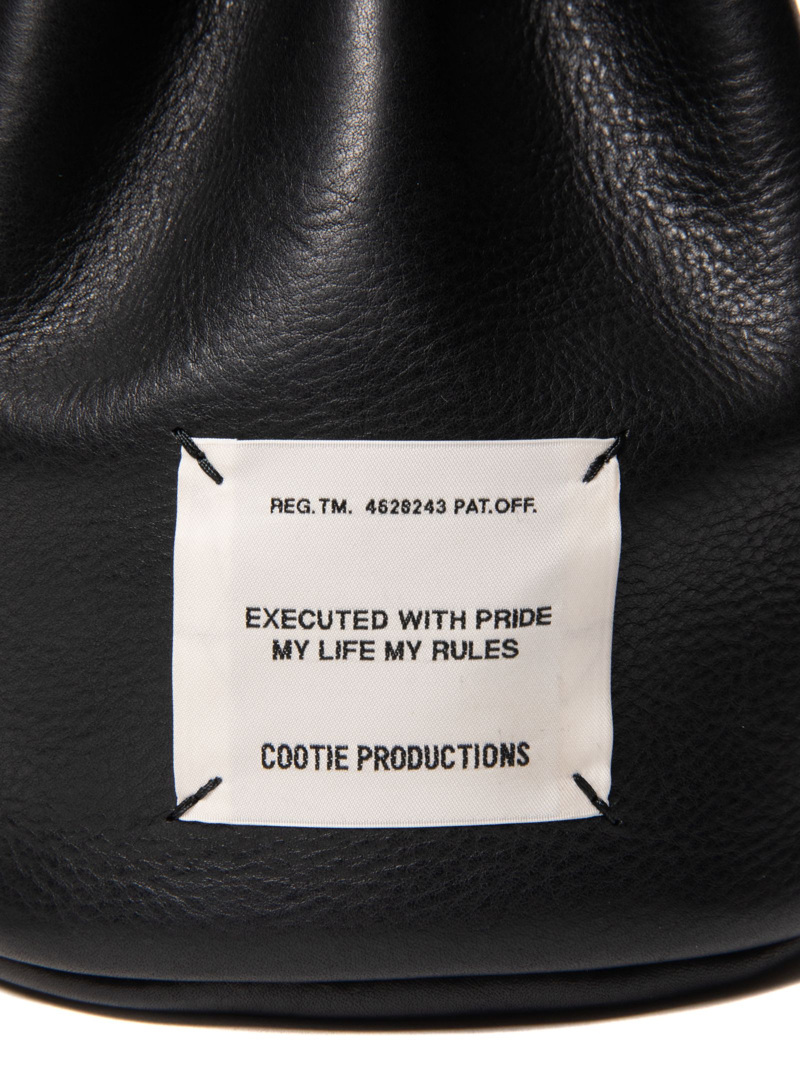 COOTIE PRODUCTIONS - Leather Bucket Bag (BLACK) / レザー 巾着 