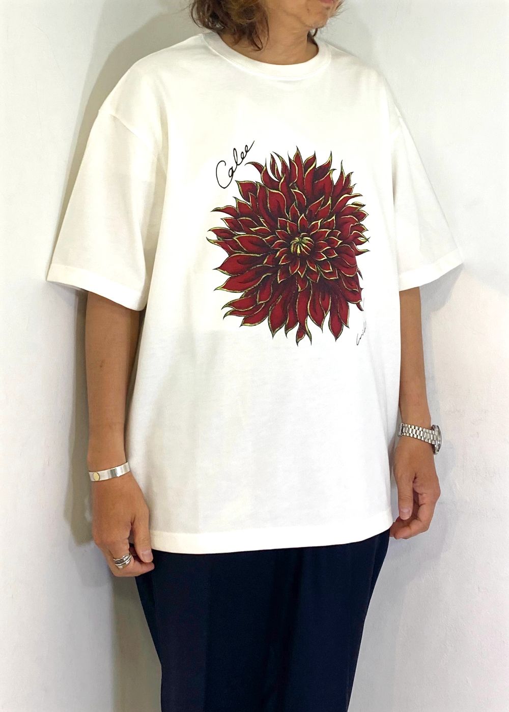 DAHLIA ART TEE ＜MIHO MURAKAMI DESIGN＞ (WHITE) / ×MIHO MURAKAMI コラボ Tシャツ