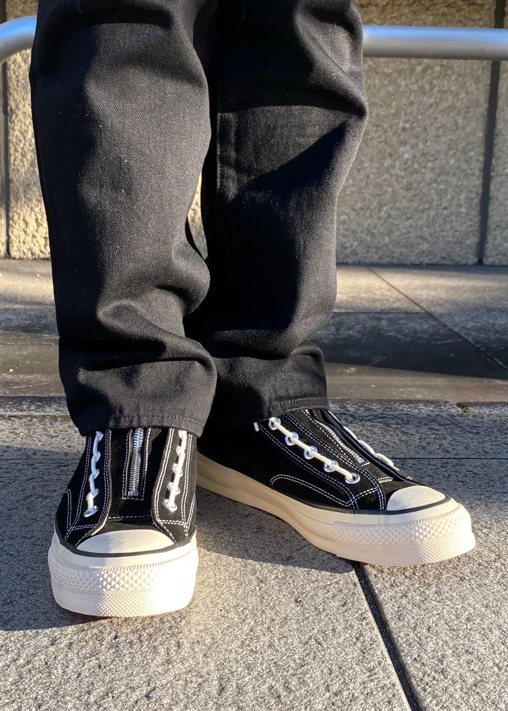 × nonnative DWELLER TRAINER 2 HI COW LEATHER WITH GORE-TEX by SPINGLE (BLACK×WHITE) / ノンネイティブ コラボスニーカー