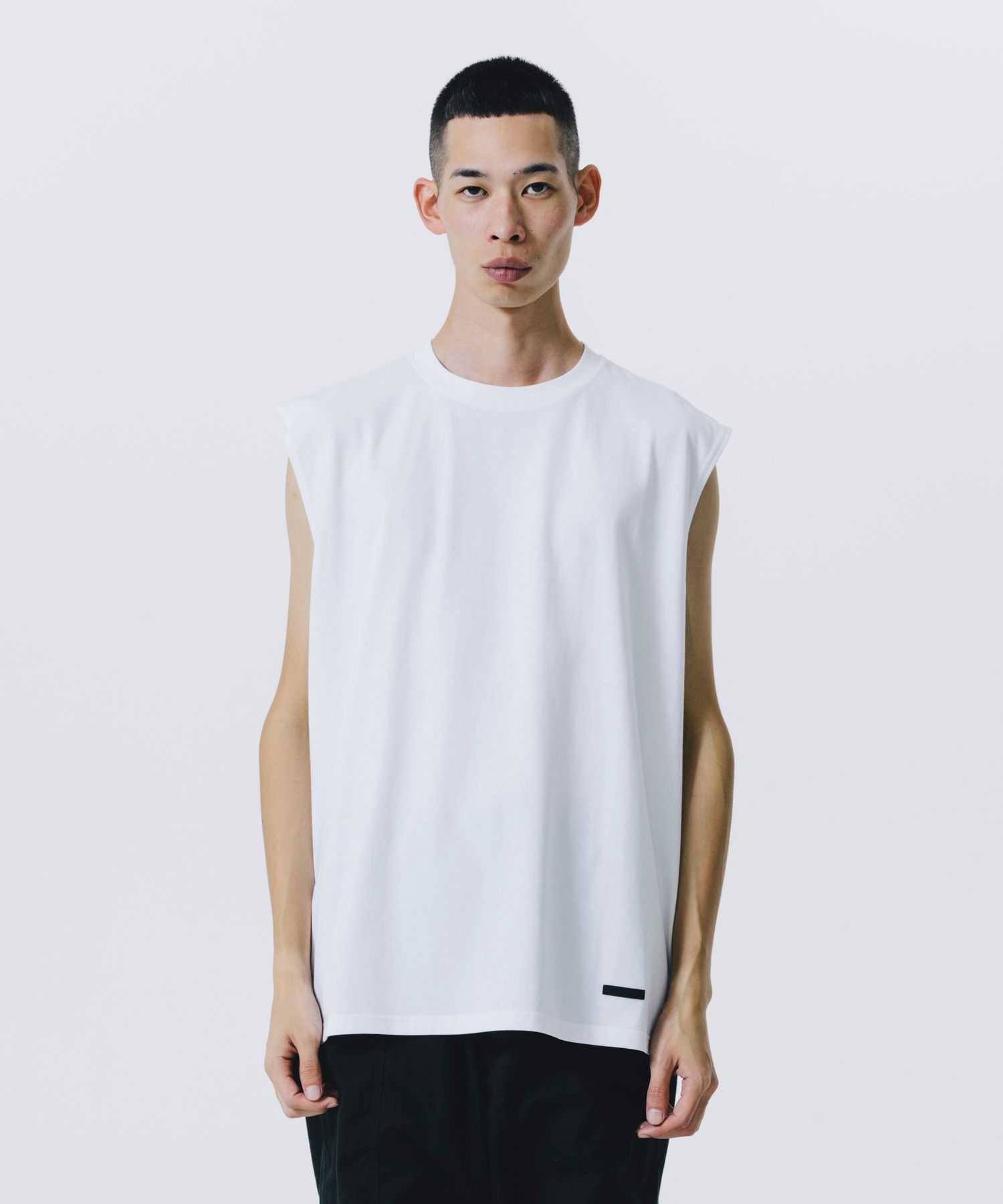 R9 BASIC SLEEVELESS TEE (WHITE) / オリジナル ノースリーブ Tシャツ