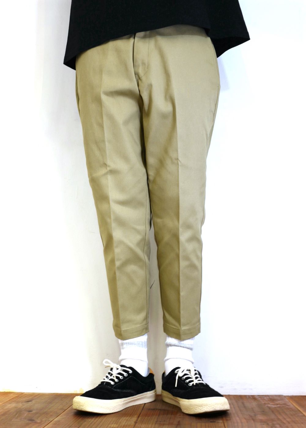 9/L DICKIES TC PANTS "JESSEE" (KHAKI) / ディッキーズ コラボチノパンツ