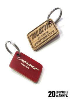 LOOPHOLE 20th ANNIVERSARY WOOD KEY RING (RED) / ループホール20周年記念 キーホルダー