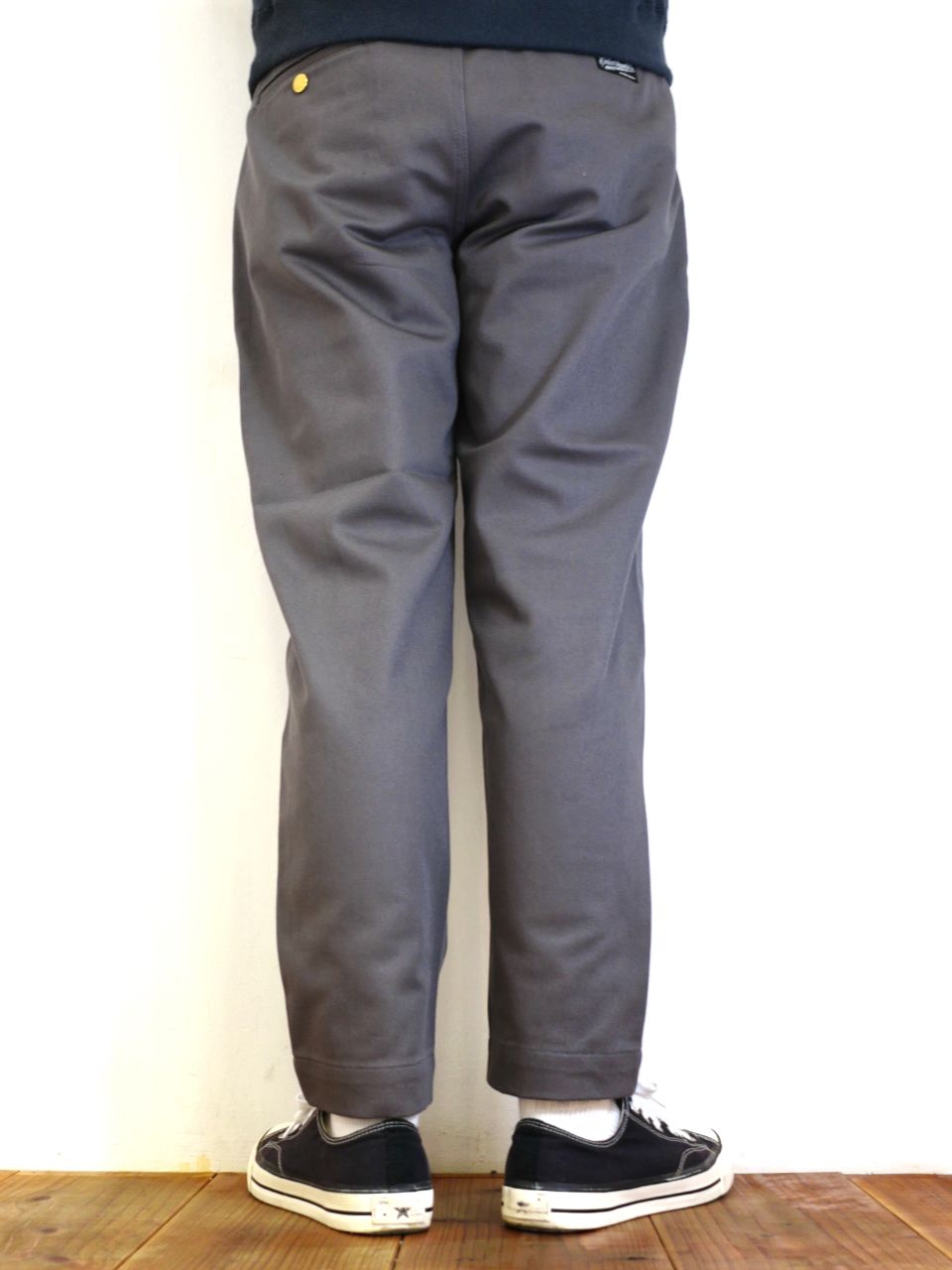 CALEE - VINTAGE TYPE CHINO CLOTH TUCK TROUSERS (GRAY) / オリジナル チノパンツ |  LOOPHOLE