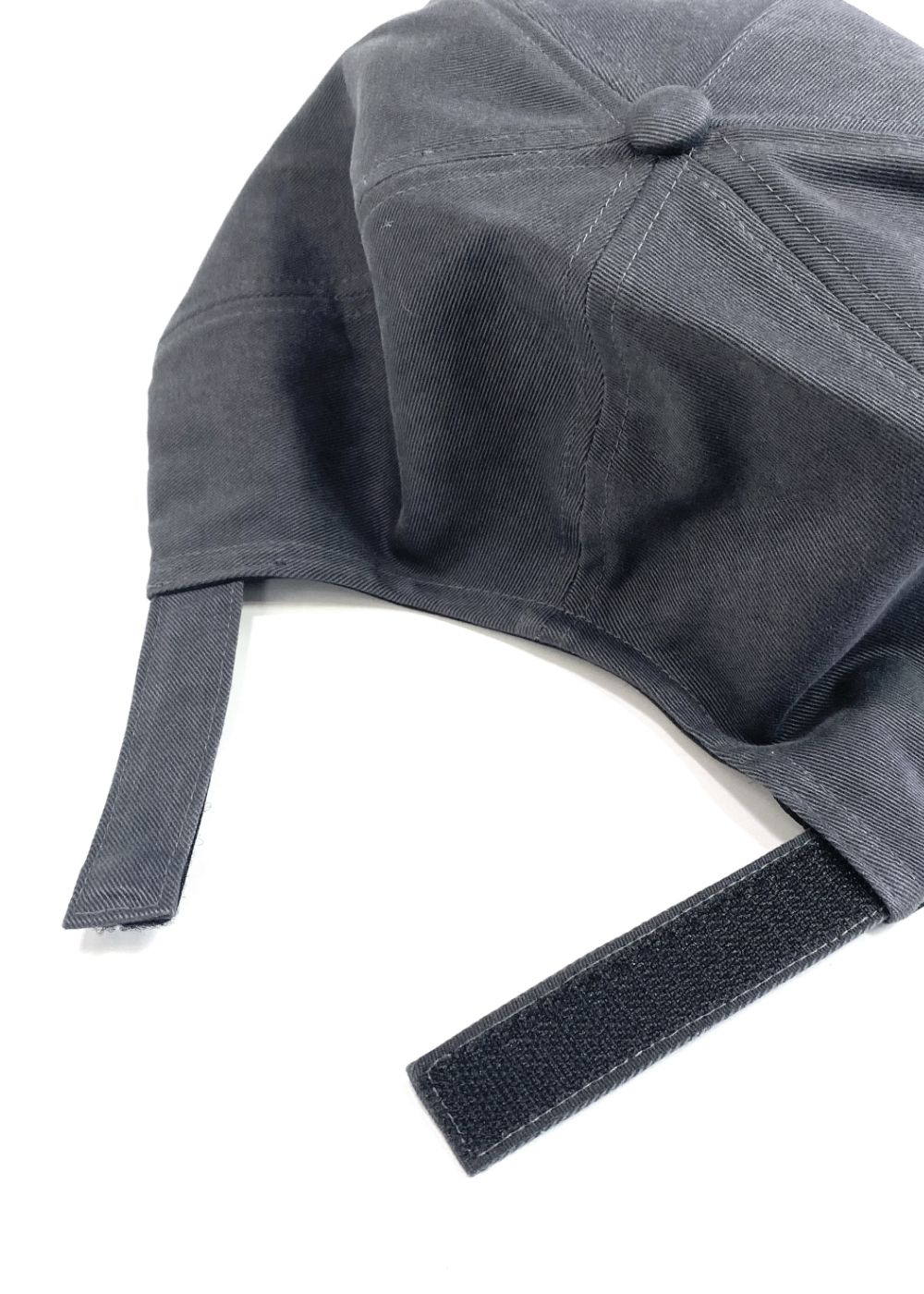 Logo Trucker CAP (CHARCOAL GRAY) / ロゴ刺繍 ベースボール キャップ