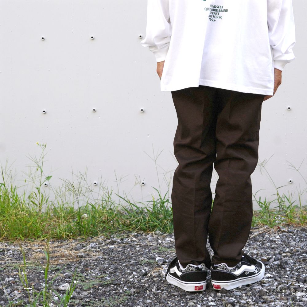 DICKIES 10L TC PANTS "THUNDERS" (D.BROWN) / ディッキーズ コラボ チノパンツ