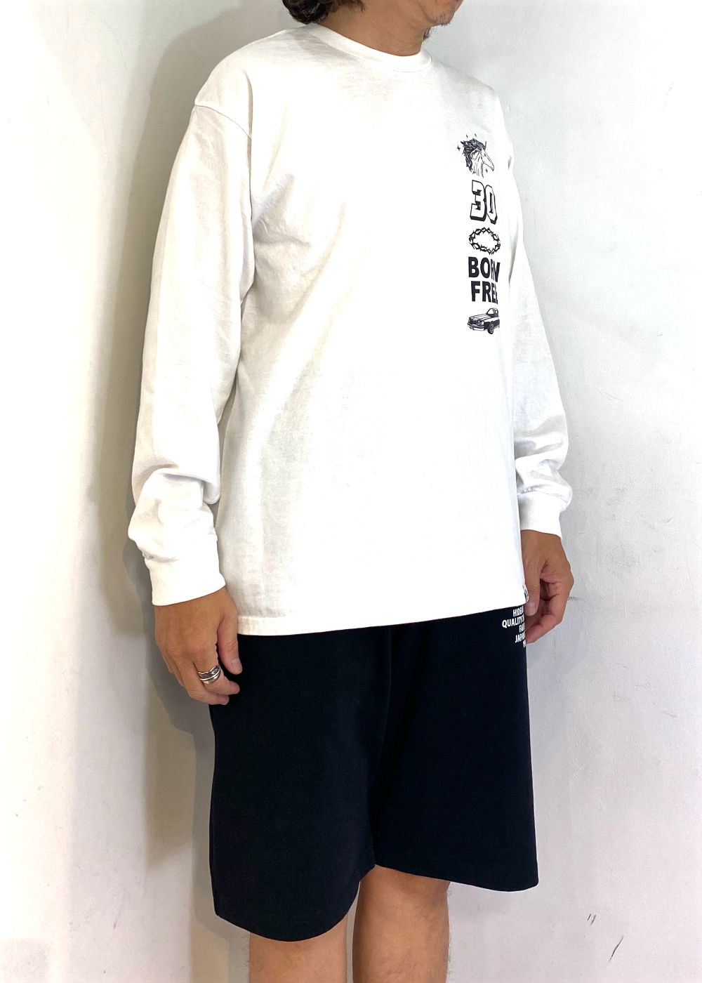30 L/S Tee (WHITE) / プリント ロングスリーブ Tシャツ