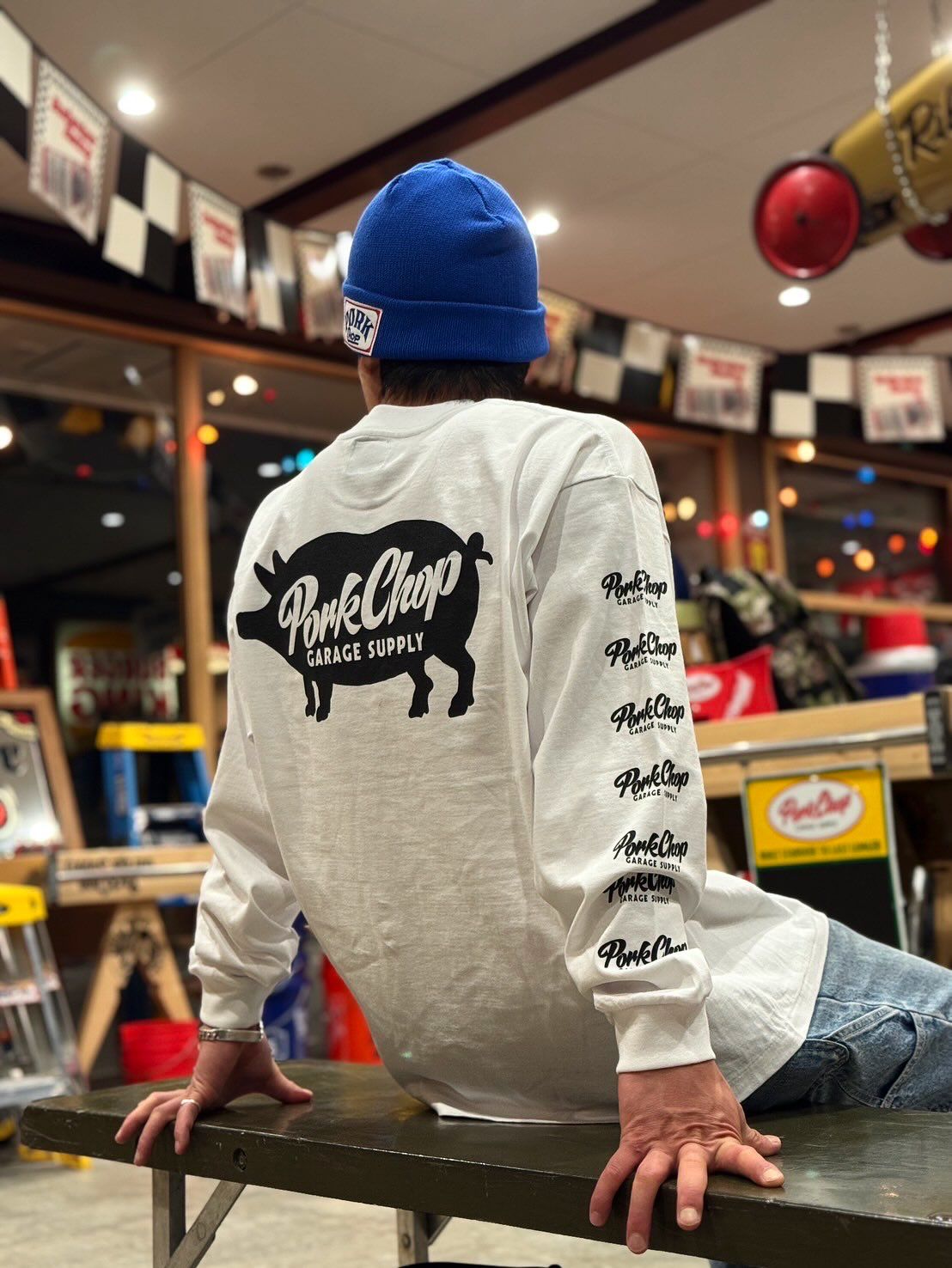 SCRIPT PORK L/S TEE (WHITE) / スクリプト ロゴ L/S Tシャツ