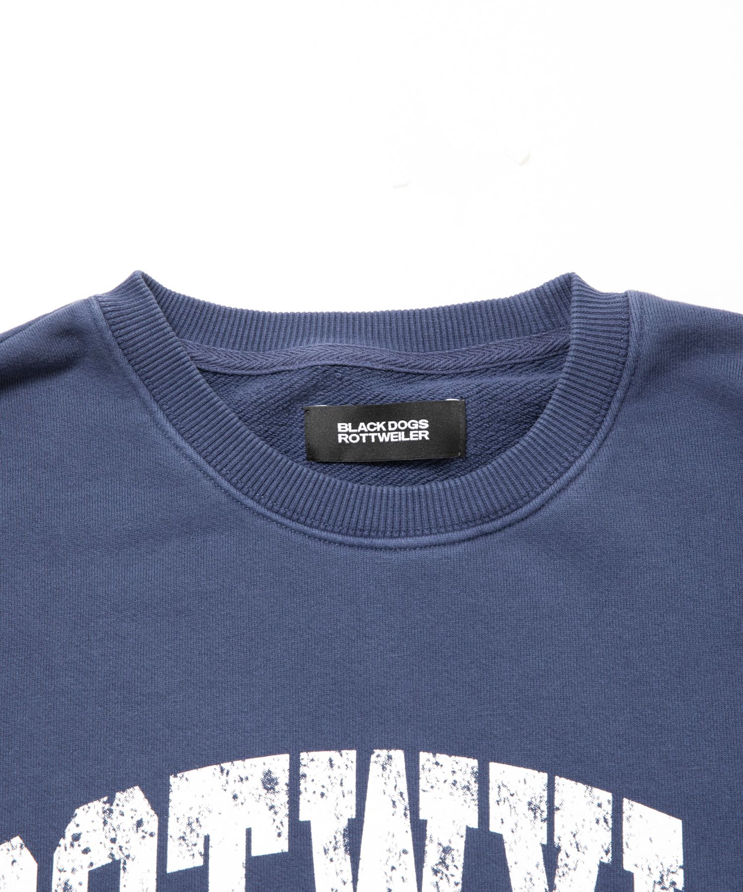 ROTWYLA SWEAT (NAVY) / カレッジロゴ プリント ピグメント スウェット
