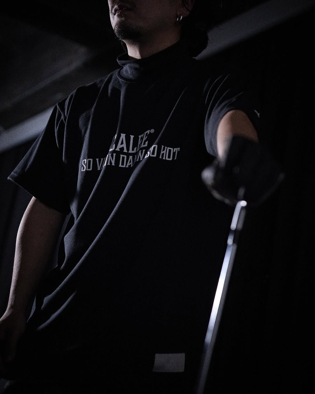 CALEE - × ovys MOCK NECK BACK MESH S/S TEE ＜B TYPE＞ (BLACK