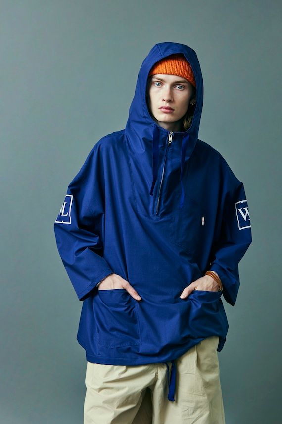 【WHIZLIMITED/PULLOVER】は全天候型の万能アイテム。