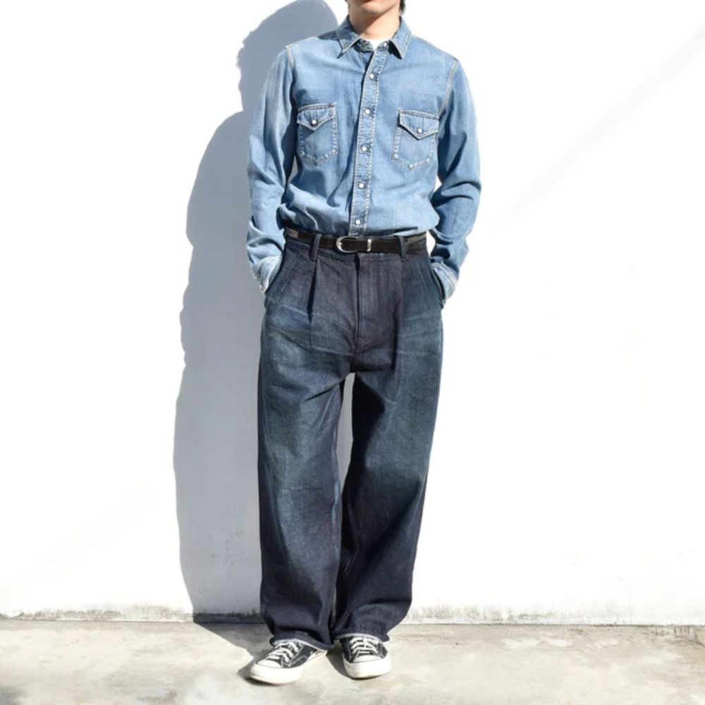 ワイドパンツの魅力はリラックス感演出と体型カバー力。