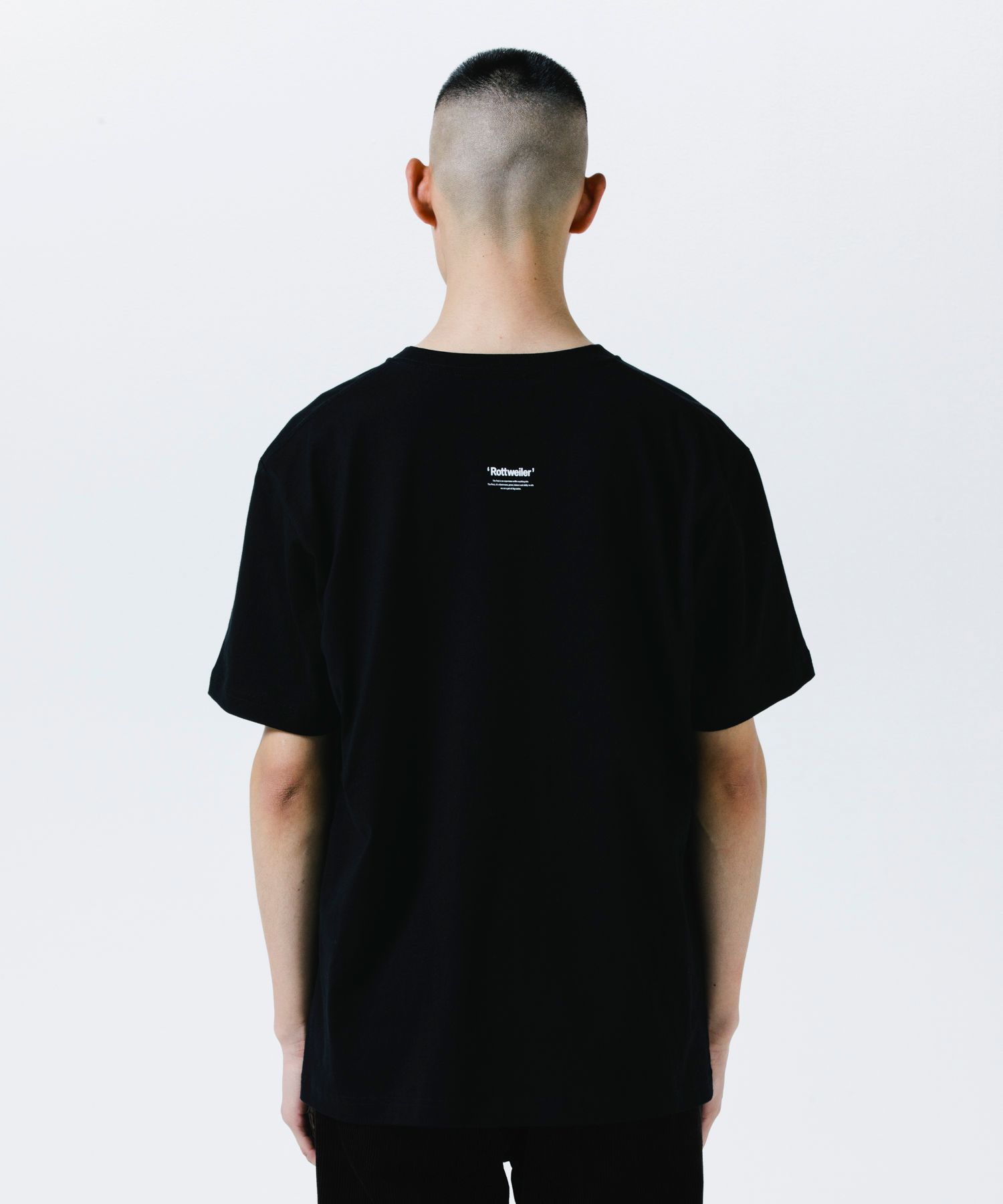 R9 BASIC TEE (BLACK) /  オリジナル ロゴプリント Tシャツ