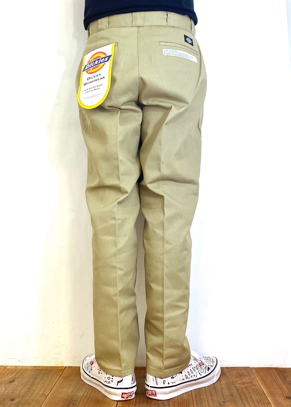 DICKIES 10L TC PANTS "THUNDERS" (KHAKI) / ディッキーズ コラボ チノパンツ