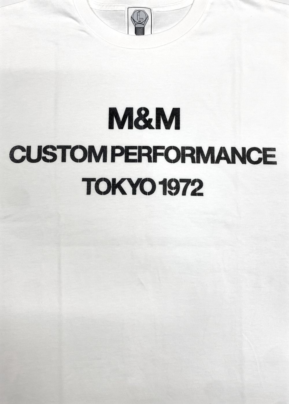 PRINT TEE (WHITE) / ステンシル ロゴ プリント Tシャツ