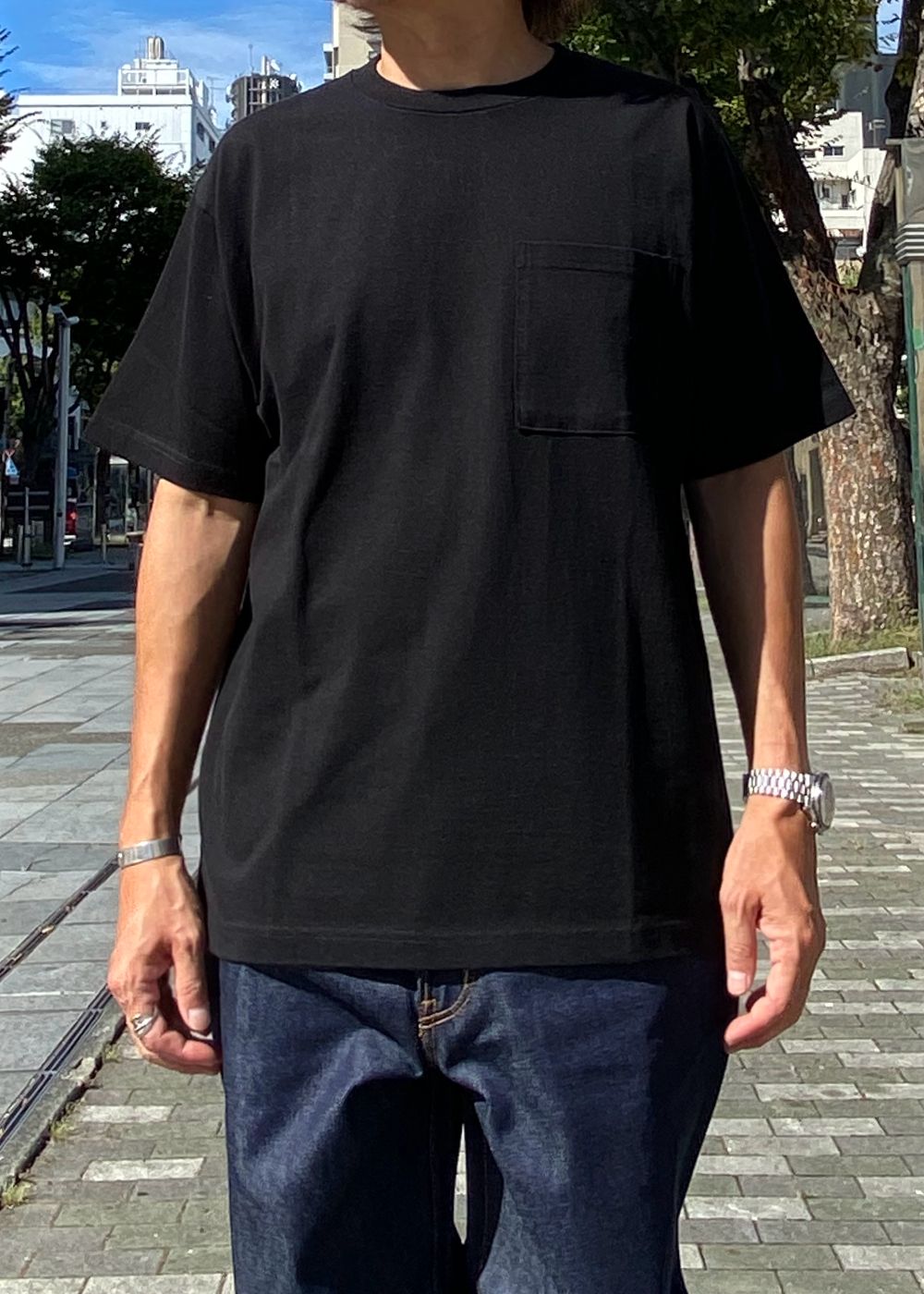 FASHION IS LANGUAGE Crewneck Pocket Tee (BLK) / オリジナル プリント ポケット Tシャツ