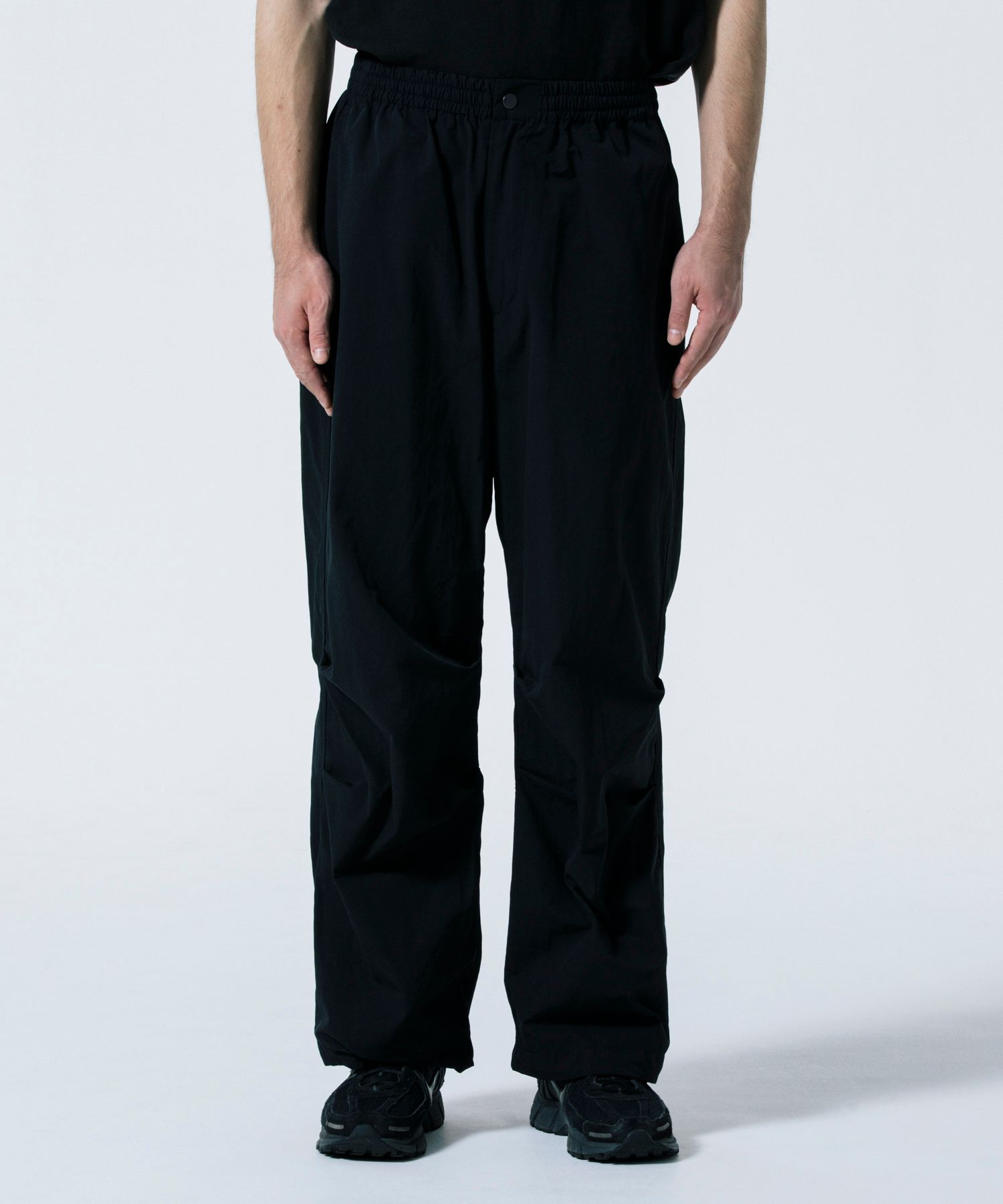 R9 PARACHUTE PANTS (BLACK) / パラシュート パンツ