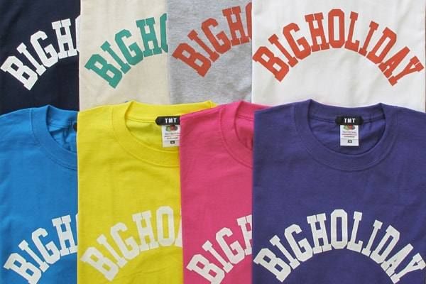 定番ゆえに色で遊びたいTMT×FURUIT OF THE LOOM TEE。