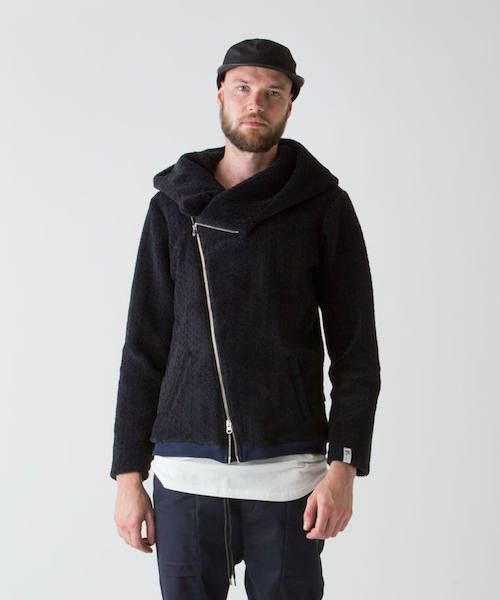 NEW ARRIVAL / rehacer