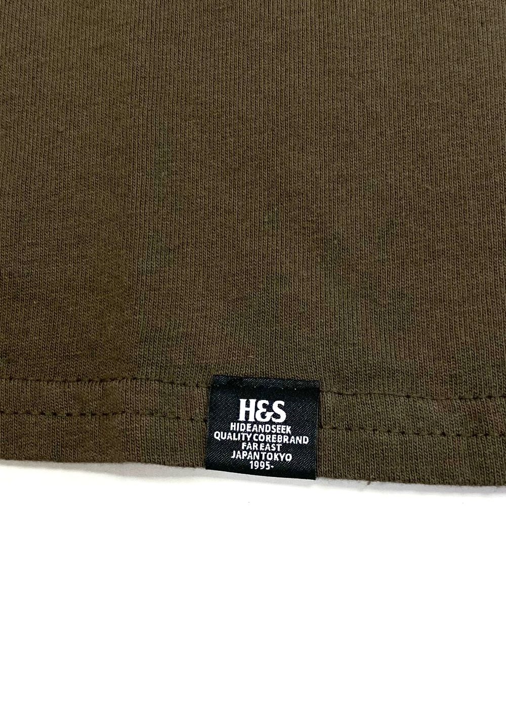 AND S/S Tee (OLIVE DRAB) / ロゴ プリントTee