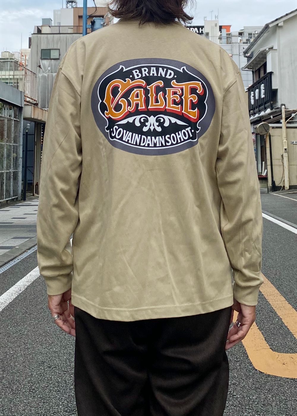 VINTAGE TYPE SIGNBOARD L/S TEE ＜NATURALLY PAINT DESIGN＞ (BEIGE) / ×ナチュラリーペイント コラボ Tシャツ