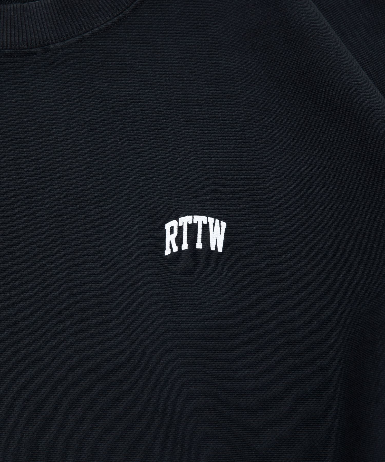 R9 LOGO SWEATER (BLACK) / オリジナル クルーネック スウェット
