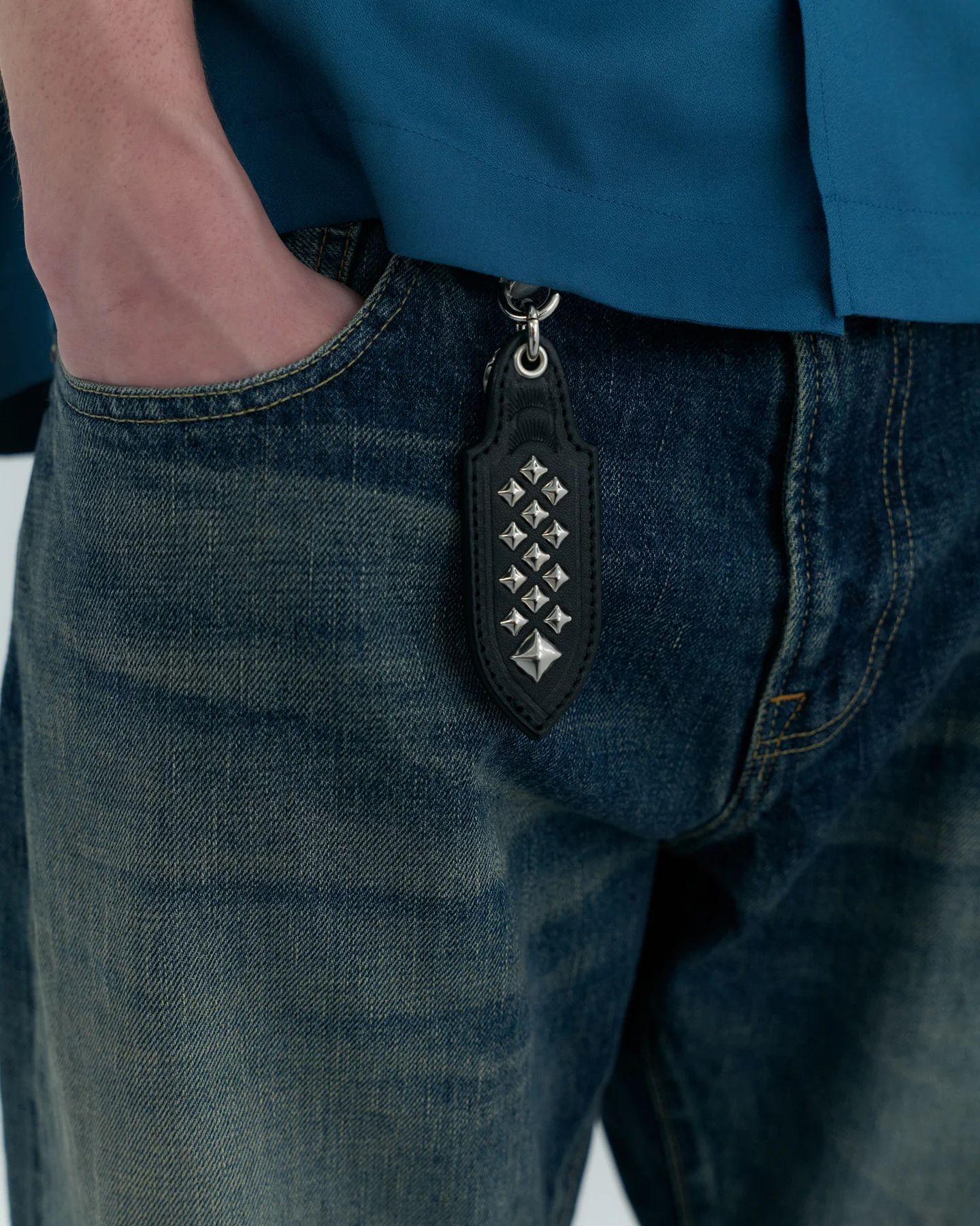 CALEE - 【ラスト1点】STUDS LEATHER KEY RING (BLACK