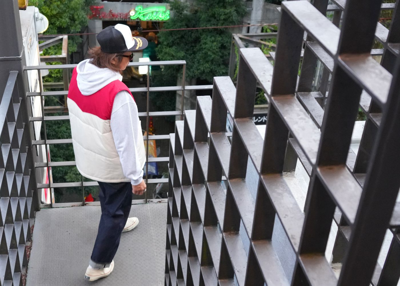 STREET AMERICAN CASUAL