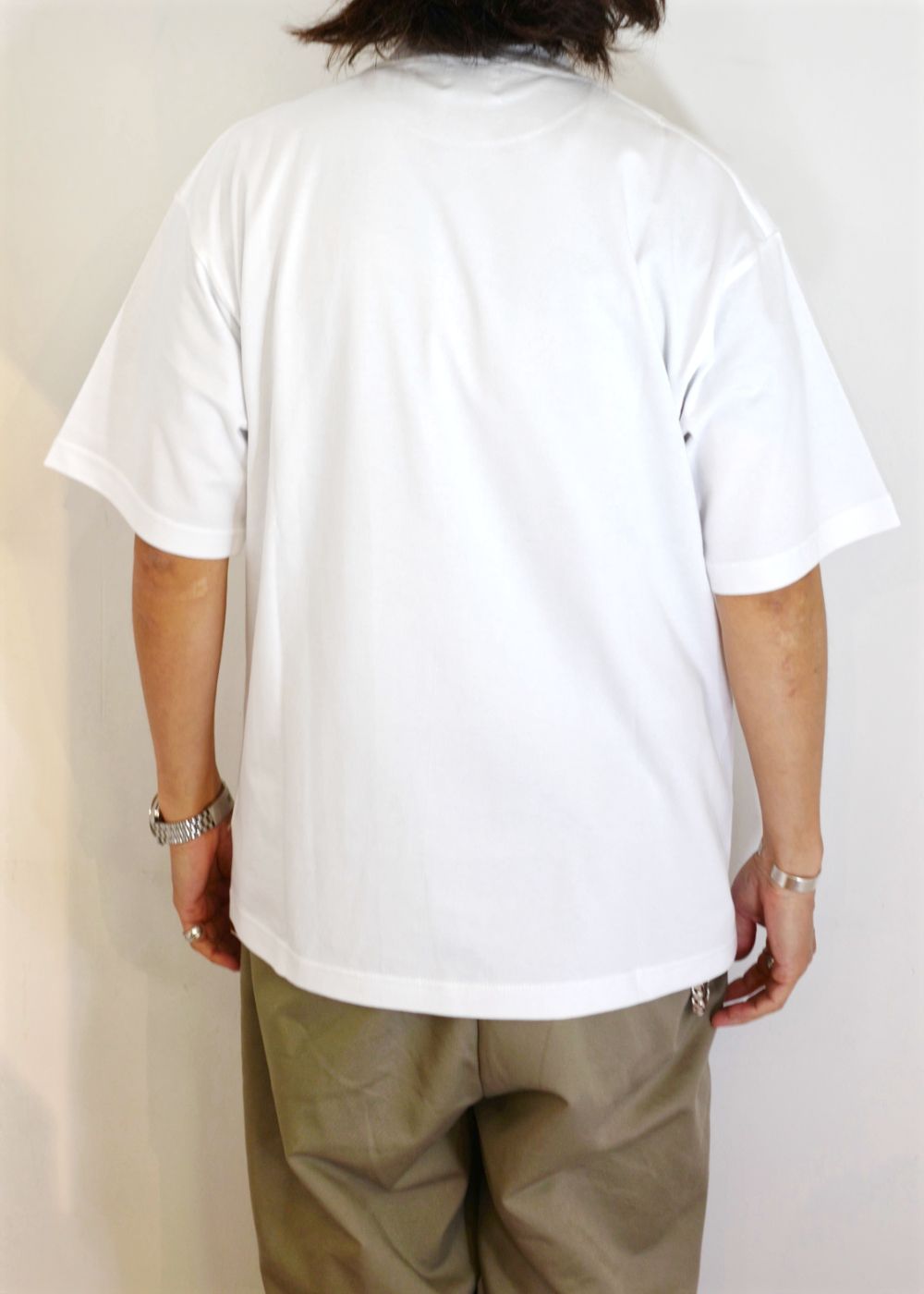 BV college logo tee (WHITE) / カレッジ ロゴ Tシャツ