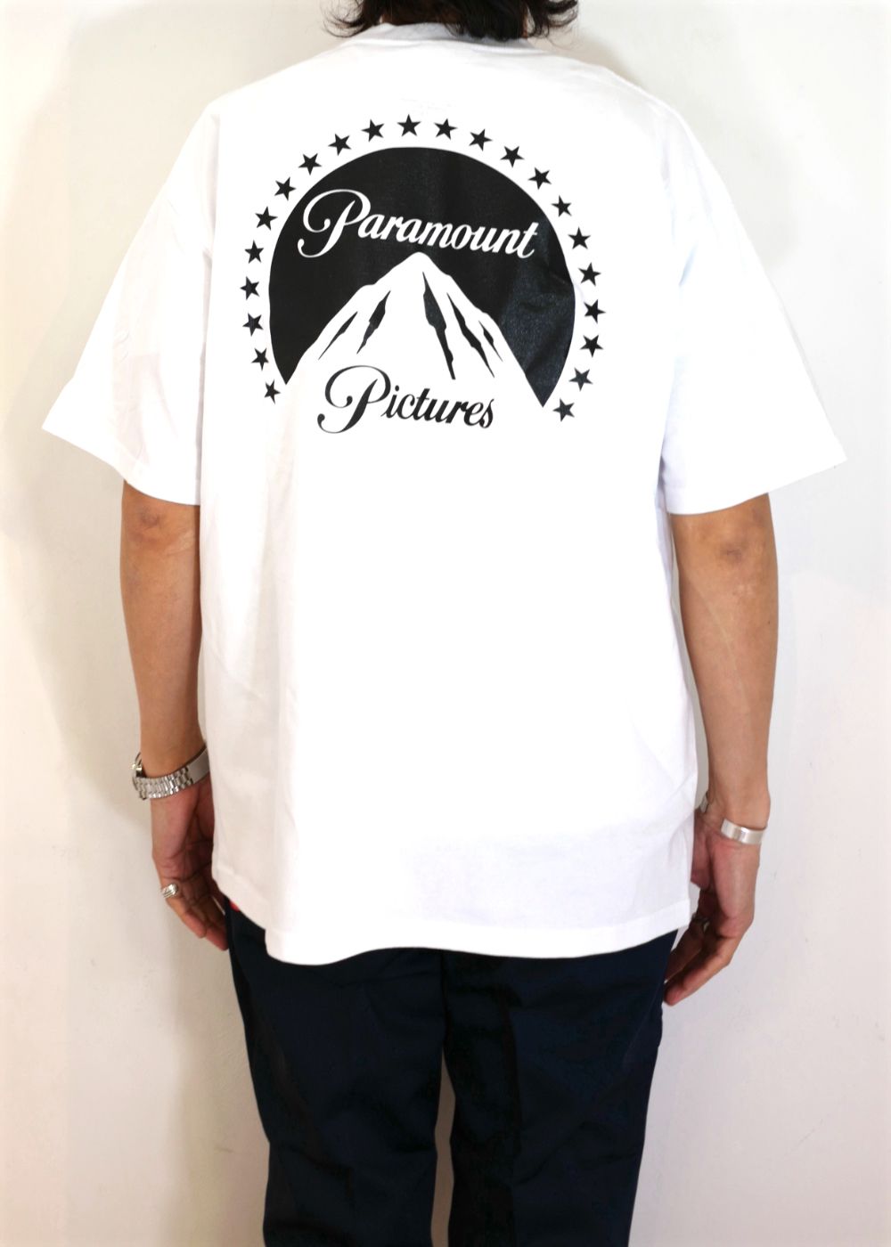 S/S PRINT TEE "HILL" (WHITE) / パラマウントピクチャーズ コラボ Tee