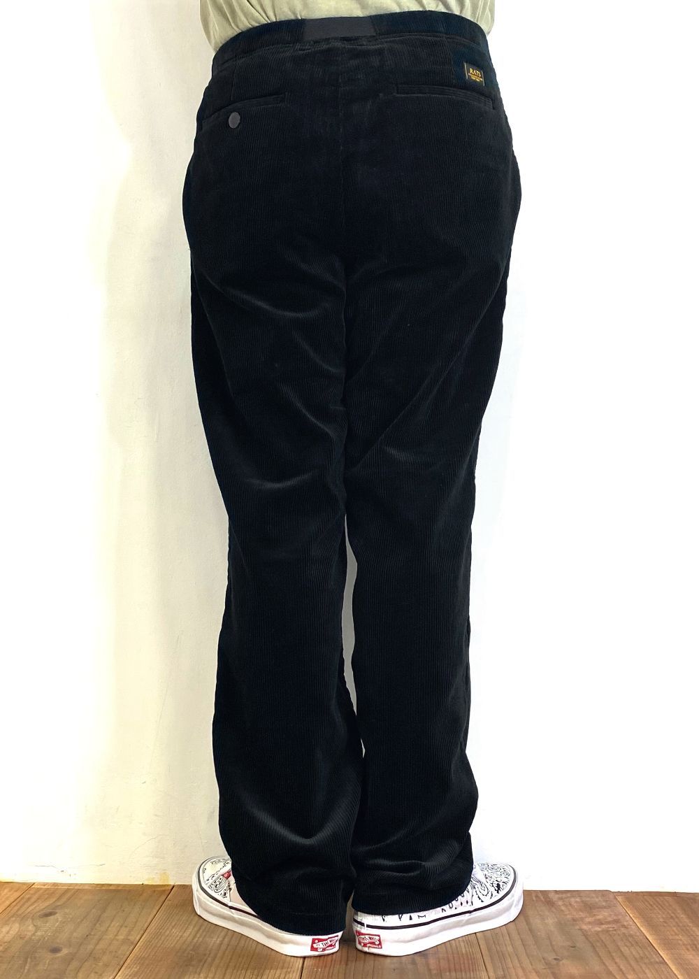 【ラスト1点】CORDUROY EASY PANTS (BLACK) / コーデュロイ イージー パンツ
