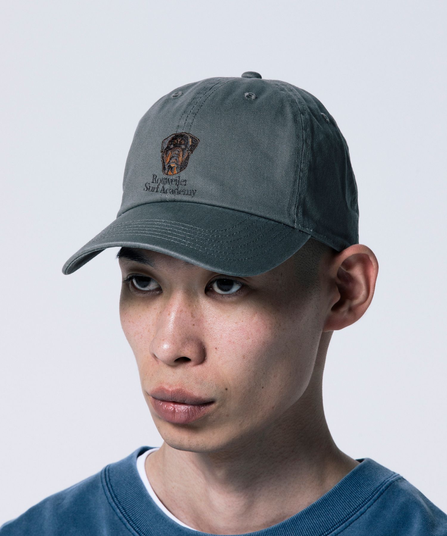 RW CAP (OLIVE) / ロゴ刺繍 ダッド キャップ。