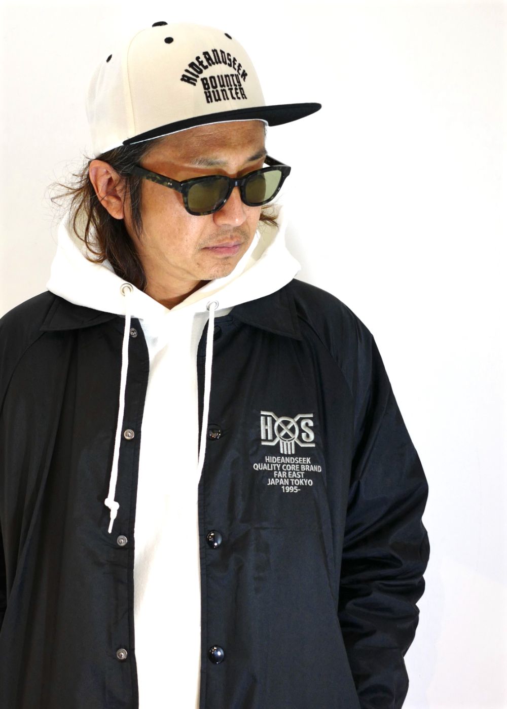 HIDE AND SEEK - HS×BH BASEBALL CAP (BLACK) / バウンティーハンター 