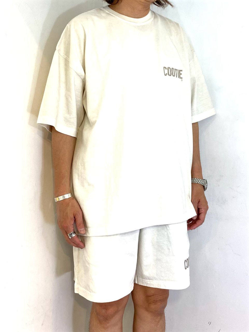 クーティー 25ss ピグメントダイ オーバーサイズ Tシャツ ベージュ系 クーティー 25ss ピグメントダイ オーバーサイズ Tシャツ