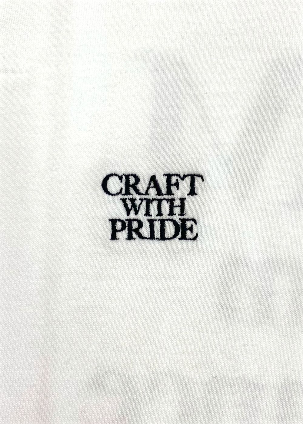 Logo EMB. Tee (WHITE) / ロゴ プリント Tシャツ