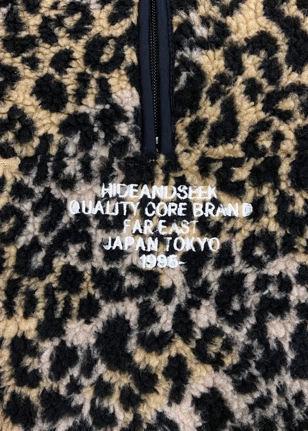 HIDE AND SEEK - BOA HALF ZIP JACKET (PANTHER) / ボアフリース