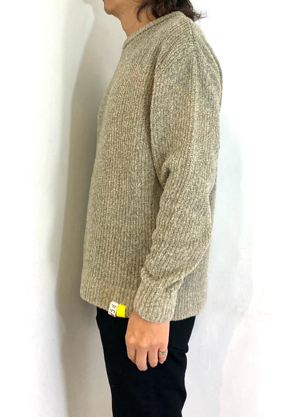 ×EYYA BOUCLE CREW NECK KNIT SWEATER (SAND) / ×エイヤ ブークレ ニット セーター