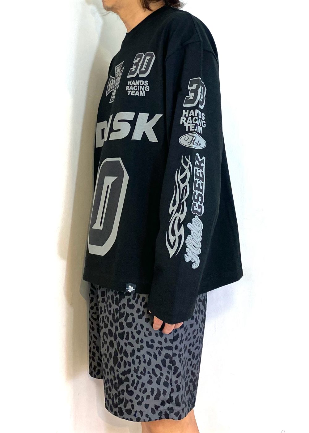 hide オフィシャル　ロングスリーブTシャツ HIDE AND SEEK - 【ラスト1点】Racing L/S Tee (BLACK