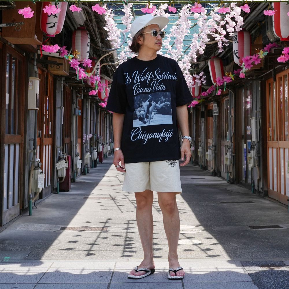 【千代の富士×BUENA VISTA】El wolf solitario tee dos (BLACK) / ×千代の富士 コラボ Tシャツ