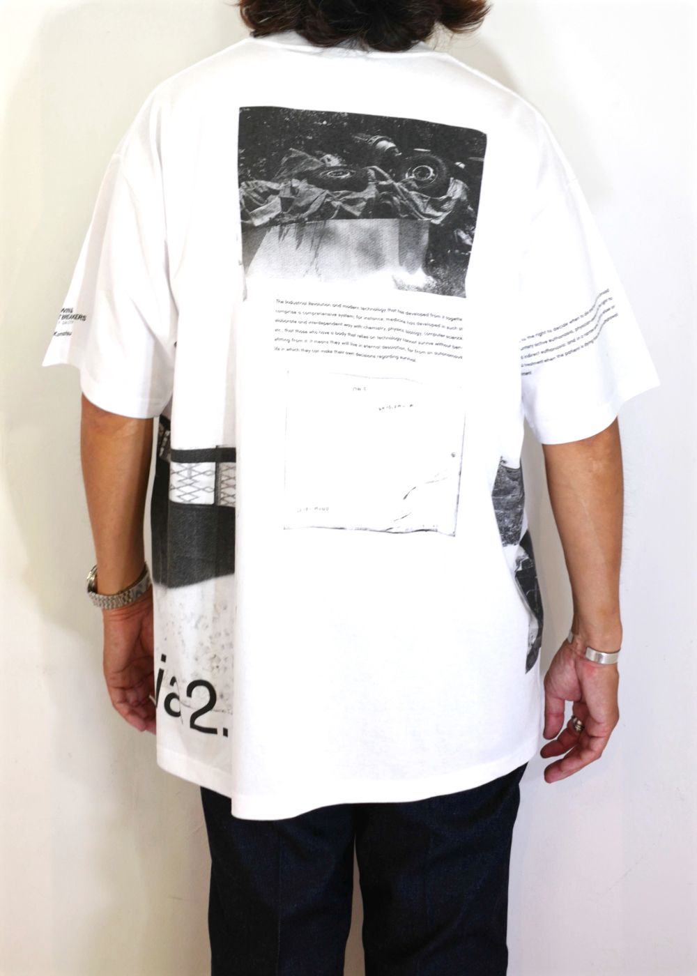 MEDEIA 2.0 Ex.S/S PRINTED TEE "MEDEIA 2.0" (WHITE) / ×Medeia 1.0 小松浩子 コラボ Tシャツ
